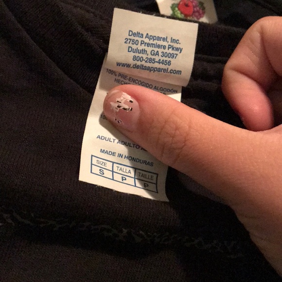 Top - Picture 2 of 3